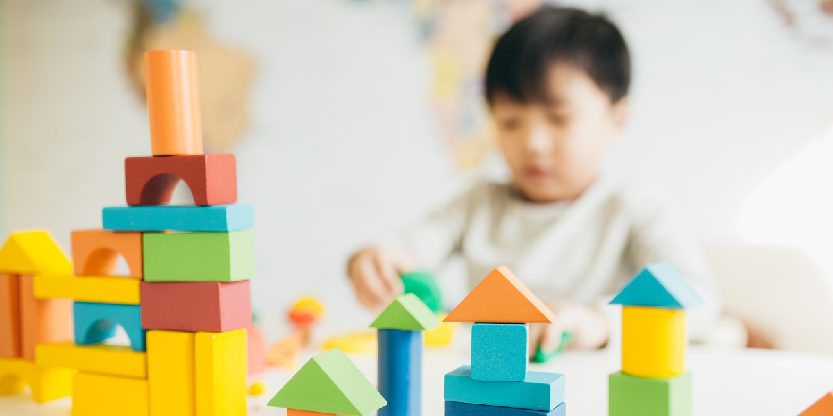 10 early signs of autism